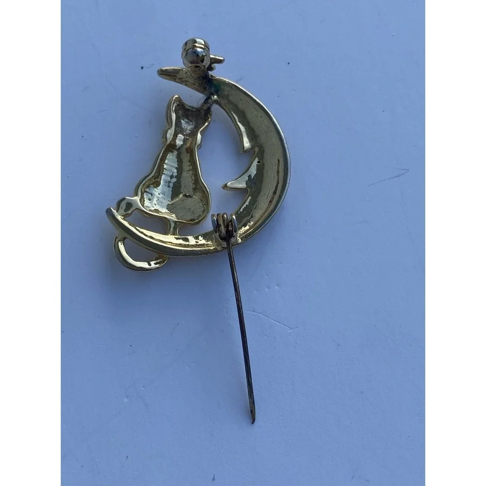 VTG Gold-Tone Cat sitting on Crescent Moon Brooch Pin with Rhinestone Accents